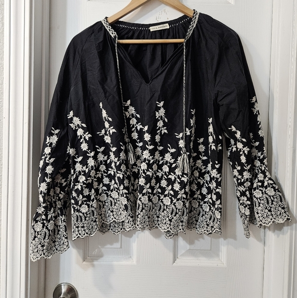 ULLA JOHNSON Sonya Blouse Black Boho Tassel Embroidered Ruffled Poplin Top - Picture 2 of 9